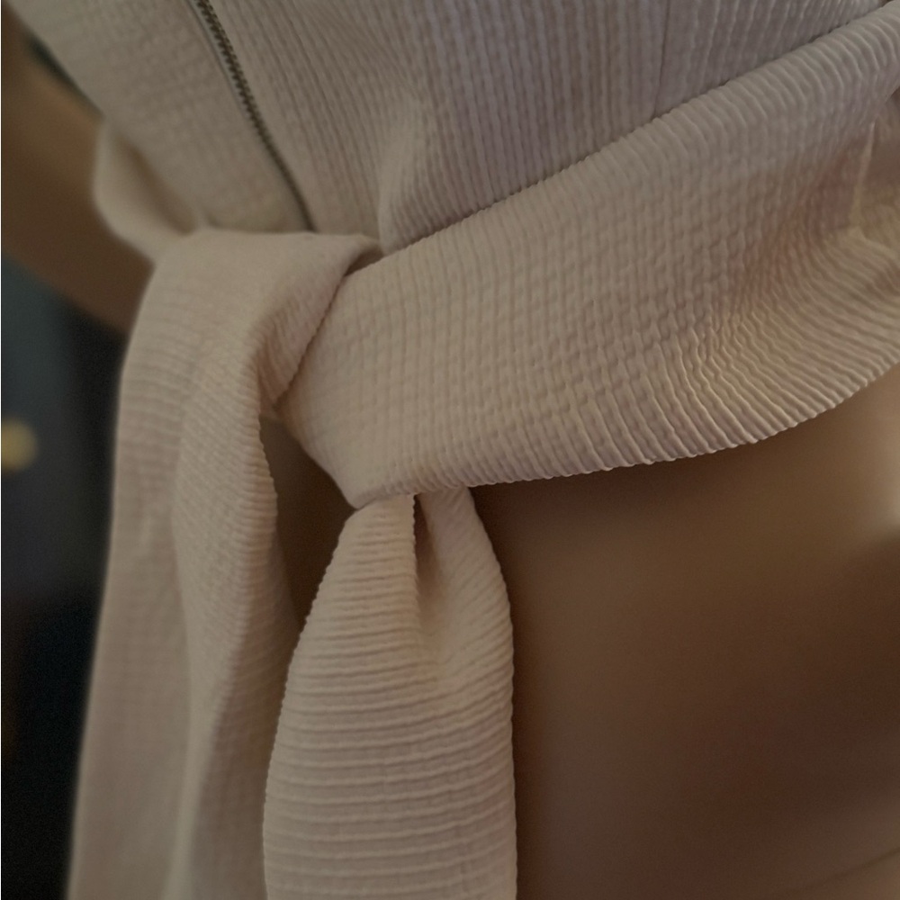 Tibi Cream Sleeveless Crop Top - Picture 6 of 8